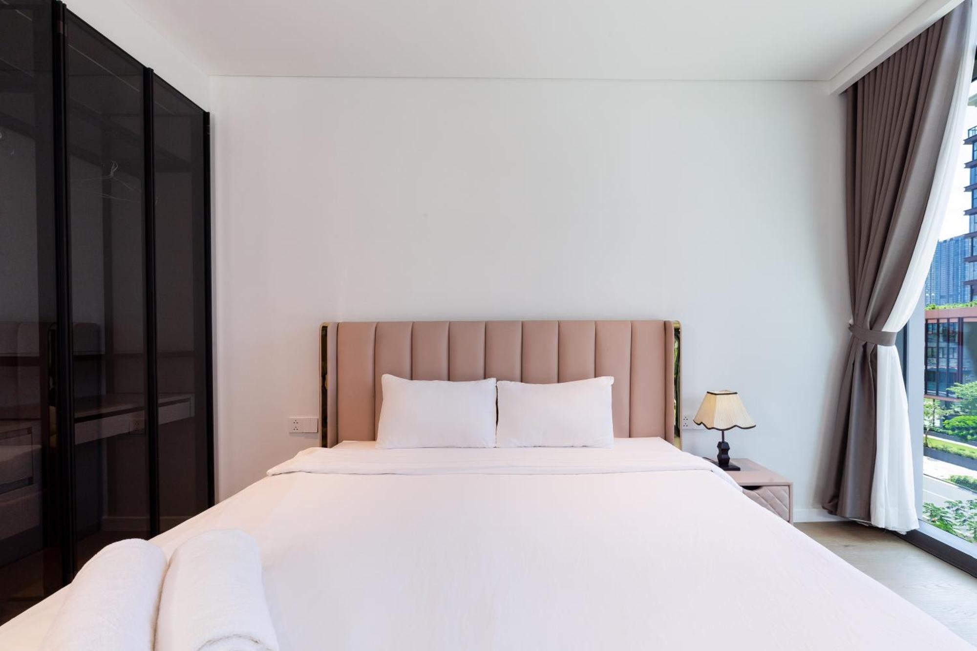 The Opera Apartment Cental Saigon Free Pool-Gym-Sauna Room- Golf Mini Ciudad Ho Chi Minh  Exterior foto