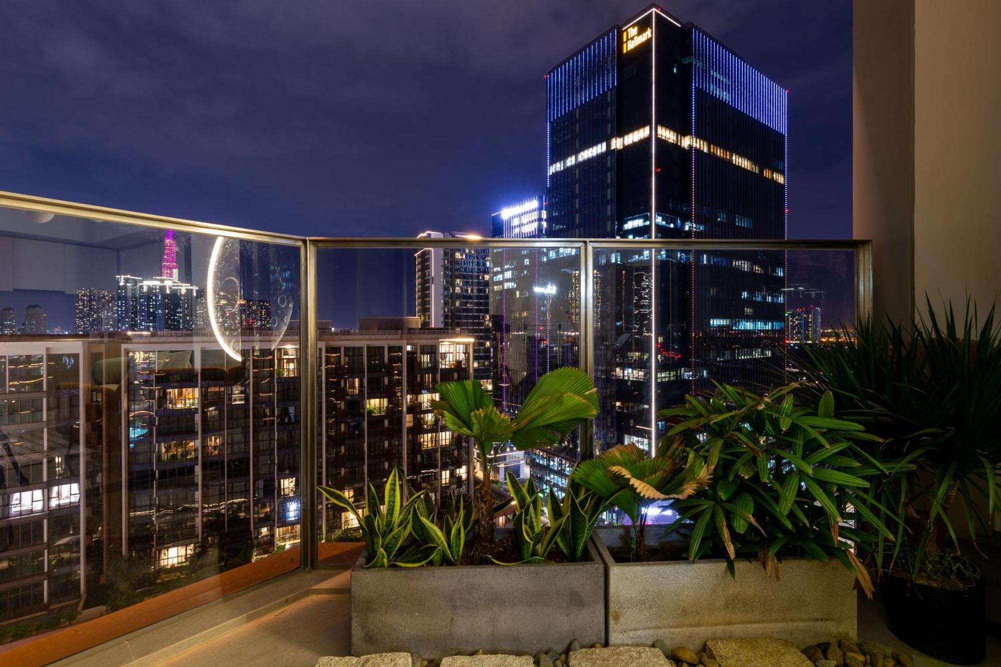 The Opera Apartment Cental Saigon Free Pool-Gym-Sauna Room- Golf Mini Ciudad Ho Chi Minh  Exterior foto