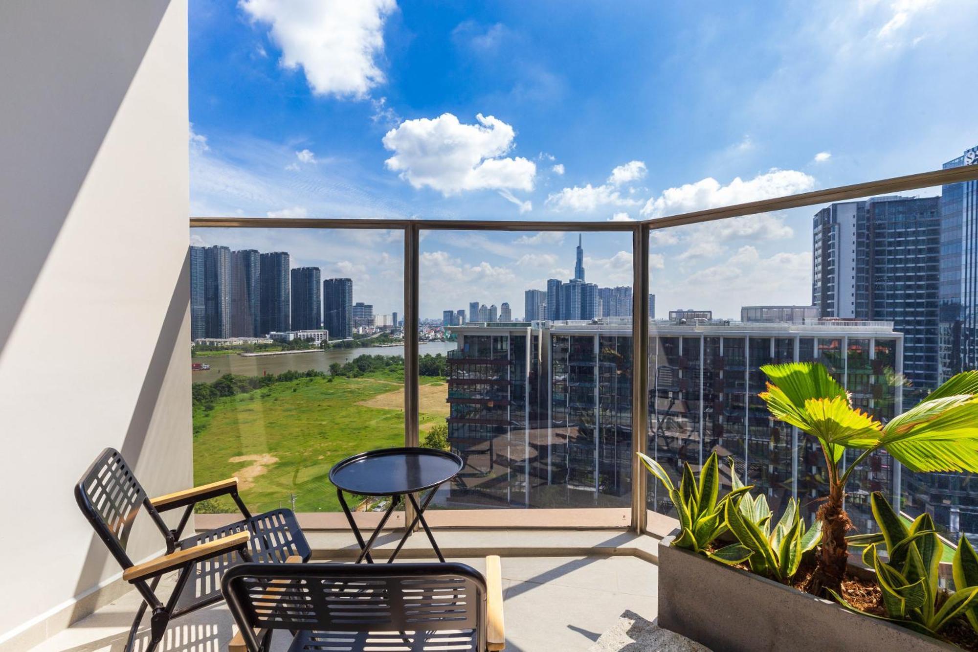 The Opera Apartment Cental Saigon Free Pool-Gym-Sauna Room- Golf Mini Ciudad Ho Chi Minh  Exterior foto