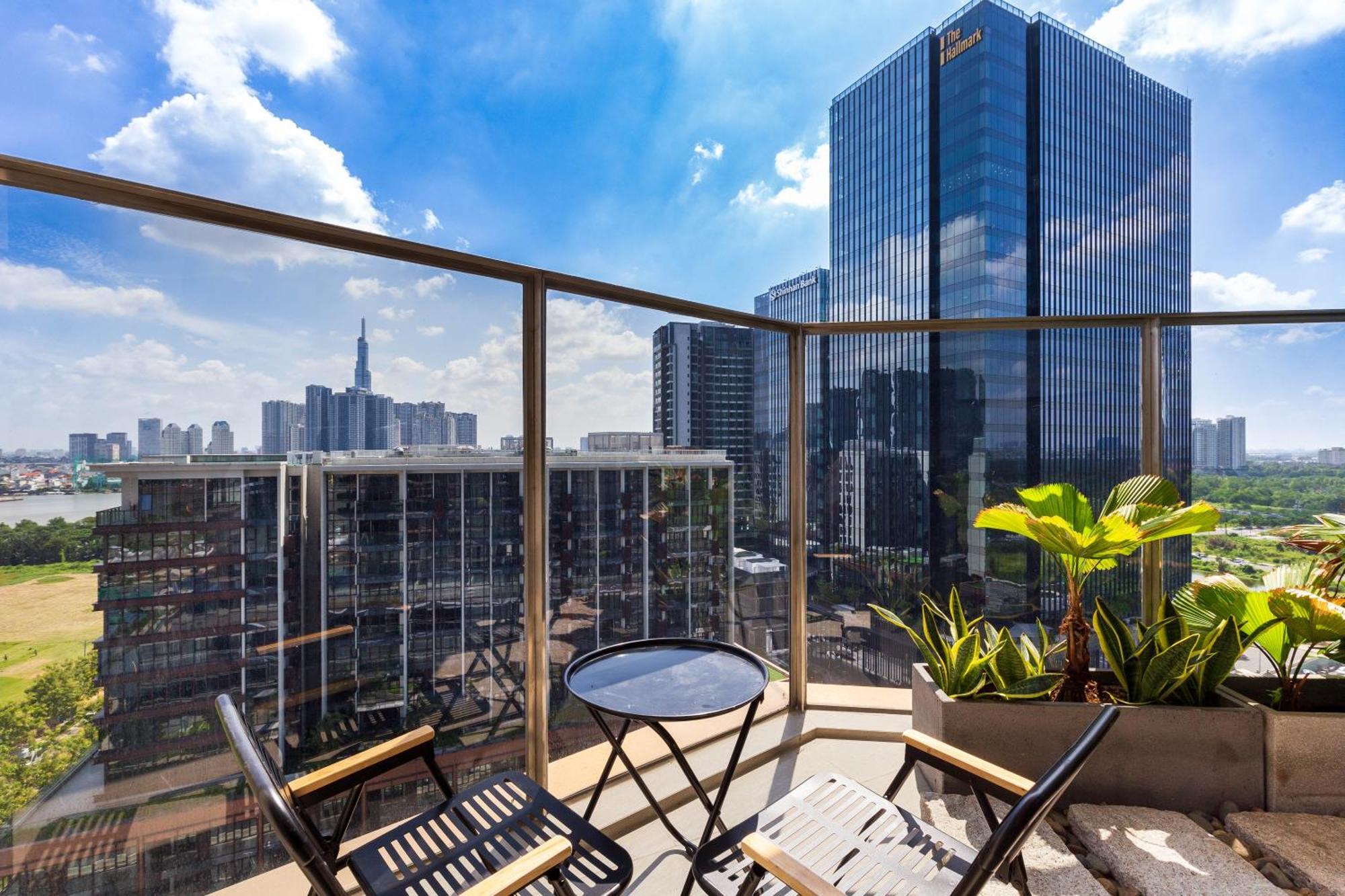 The Opera Apartment Cental Saigon Free Pool-Gym-Sauna Room- Golf Mini Ciudad Ho Chi Minh  Exterior foto